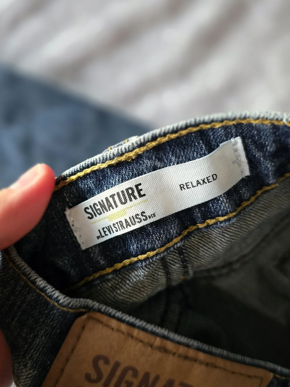 Levis signature by